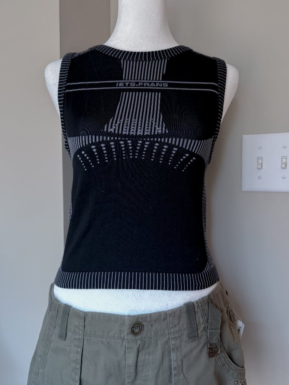 Iets Frans Lara Crop Tank Black & Gray - Size XL